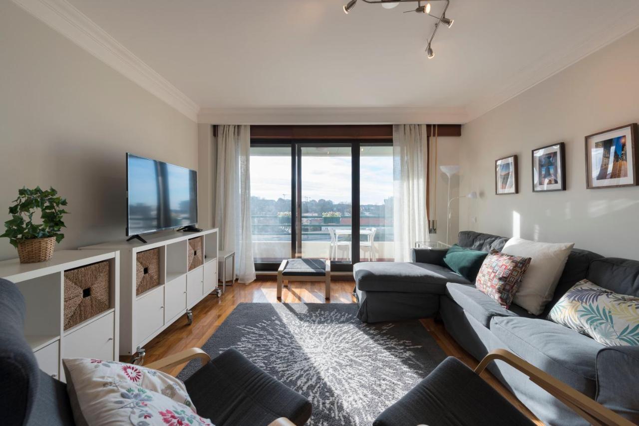 Lovelystay - Charming 3Br Flat W/ Free Parking In Devesas Vila Nova de Gaia Extérieur photo